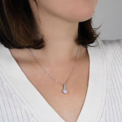 Alluring Beauty To My Mom Necklace-Meaningful Gift from Daughter | Chirstmas Jewelry