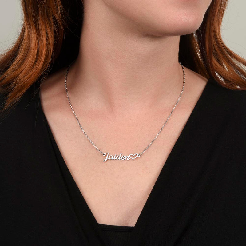 Classic Personlized Heart Style Name Necklace